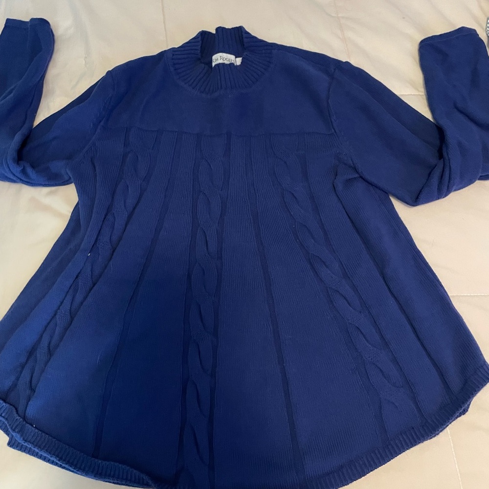 Women’s sweater